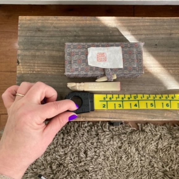 Vintage Chinese Shoushan Stone Figurine Statue in Tapestry Box #1 - Pretty! - Picture 11 of 11